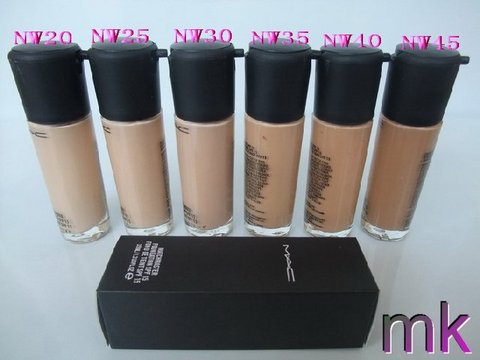 Mac Cosmetics NW Liquid Foundation